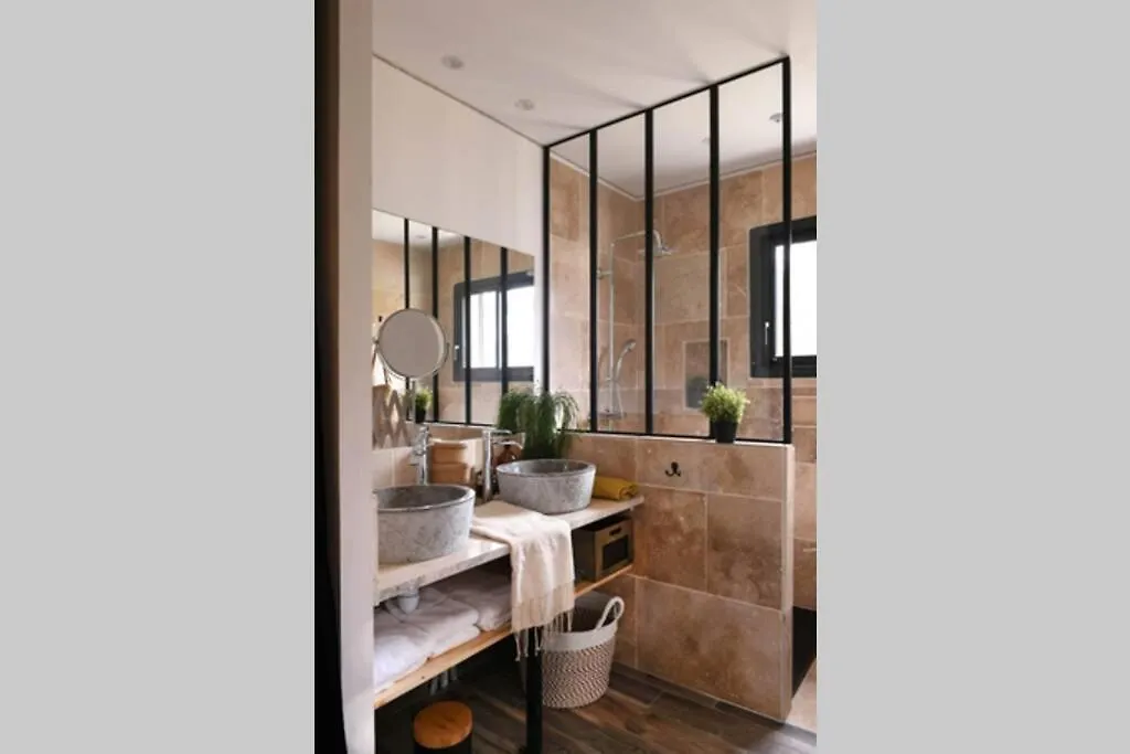 Vakantiehuis Le Galinie Chic'Art. Un Bel Atelier Avec Piscine Villa Carpentras