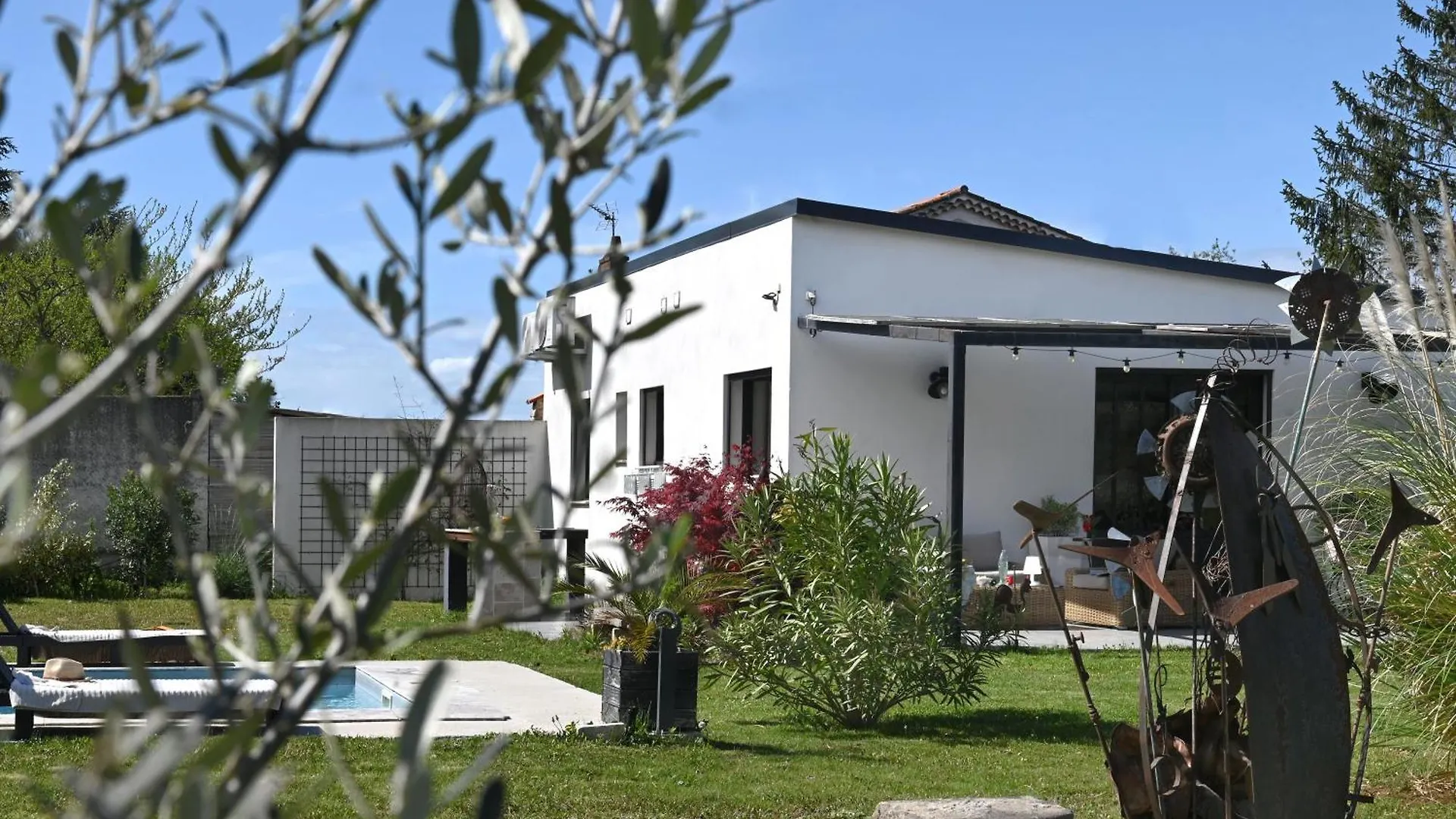 Le Galinie Chic'Art. Un Bel Atelier Avec Piscine Villa Carpentras Vakantiehuis